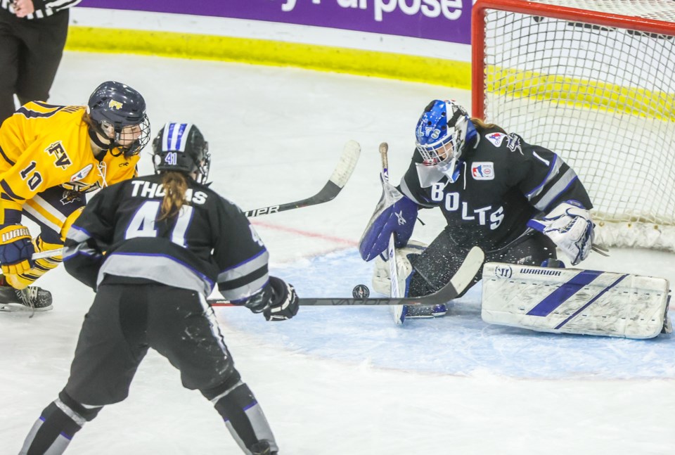 SPORTS-Esso Cup Final BWC 1179 web